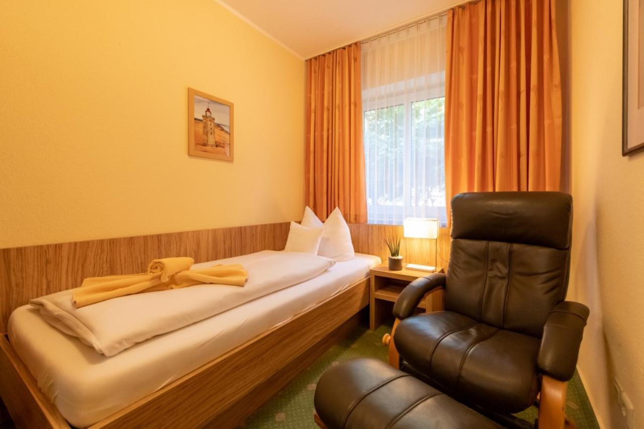 Hotel Zum Steinhof Bad Blankenburg Exterior photo